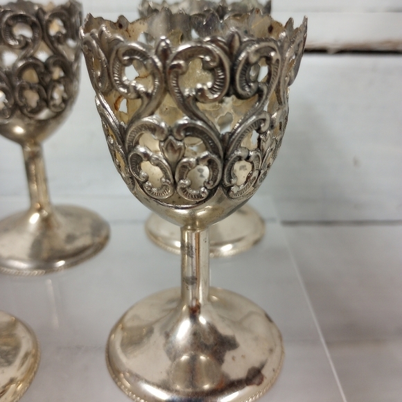 Vintage Antique Set of 4 Metal Silver Plated Tulip Cordial Glass Holders Cups. - Picture 2 of 11